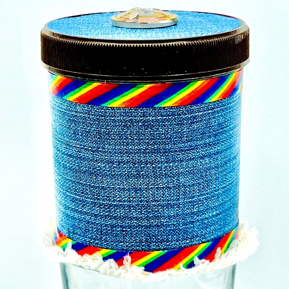 Sustainable Hand Crafted Herb Stash Box Recycled Repurposed Food Safe Container - Picture 5 of 16